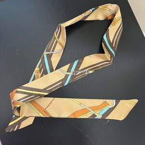 Elegant Tan and Blue Men's Tie